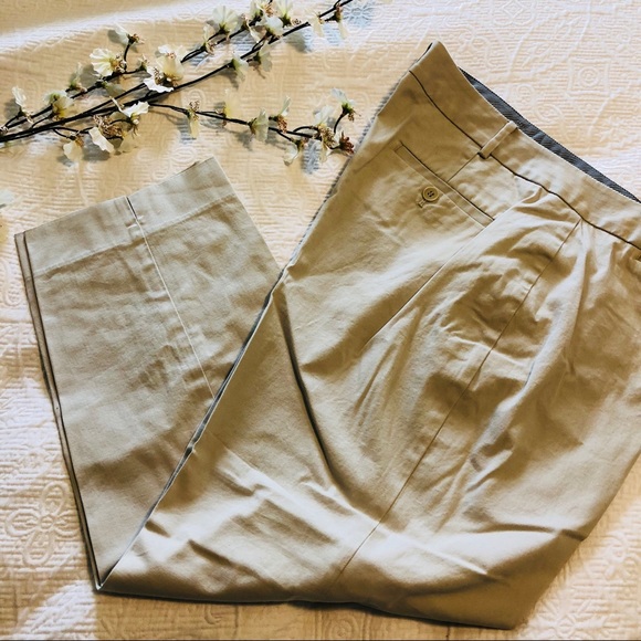 Talbots Signature Style Crop Pant in stone NWOT - Picture 1 of 7